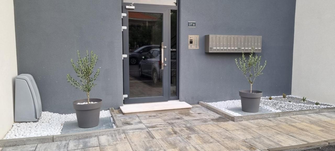 Apartments Elite Trogir Bagian luar foto